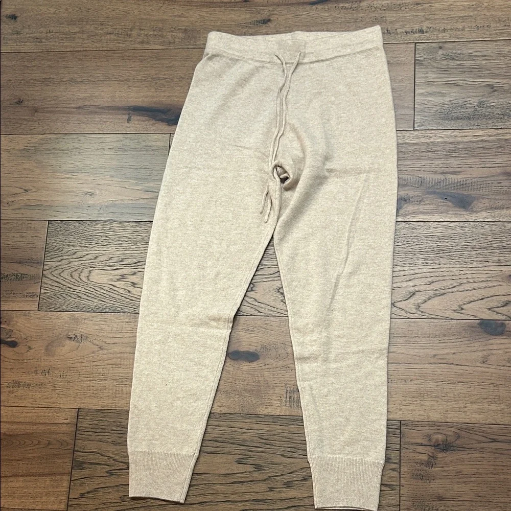 Saks Fifth Avenue Beige Knit Lounge Set - Picture 6 of 6